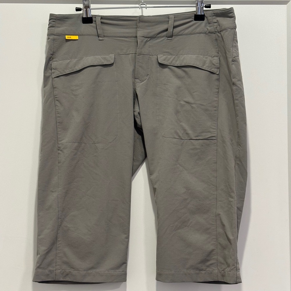 Lole Womens Gray Hiking Capris Cropped Outdoor Trail Pants Size 6